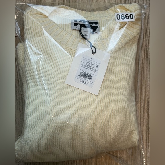 KBB by KAHLANA Women's Long Sleeve 'The Shoulder Pad Sweater' - Cream L - Picture 9 of 9